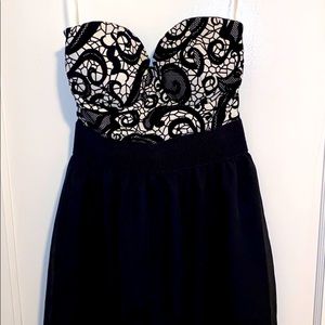 Strapless dress